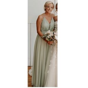 Azazie Sage Green Bridesmaid/Formal dress Size 4